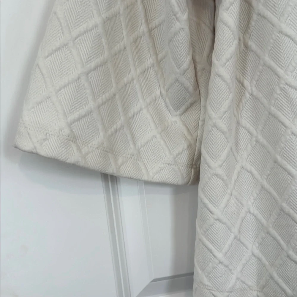 Anthropologie Sunday in Brooklyn Cream Button-Shoulder Quilted Top - Picture 4 of 6